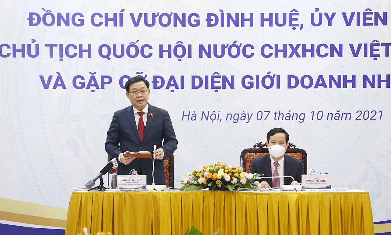 CHỦ TỊCH QUỐC HỘI VƯƠNG ĐÌNH HUỆ THĂM, LÀM VIỆC VỚI VCCI VÀ GẶP GỠ ĐẠI DIỆN DOANH NHÂN VIỆT NAM